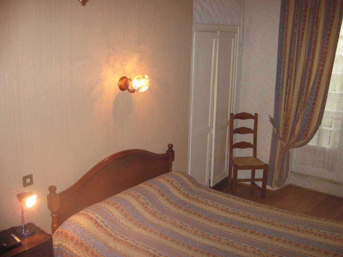 Logis Hotel Restaurant La Chaumiere Tournon-sur-Rhone Dış mekan fotoğraf